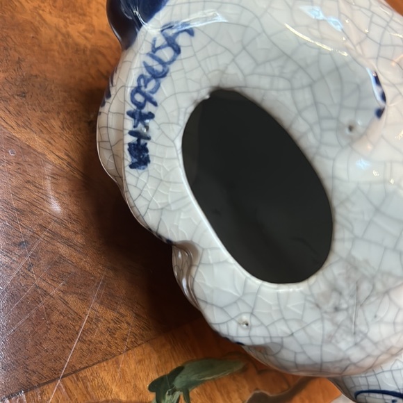 Dedham Potting Shed Bunny 1993 Signed - Picture 3 of 4